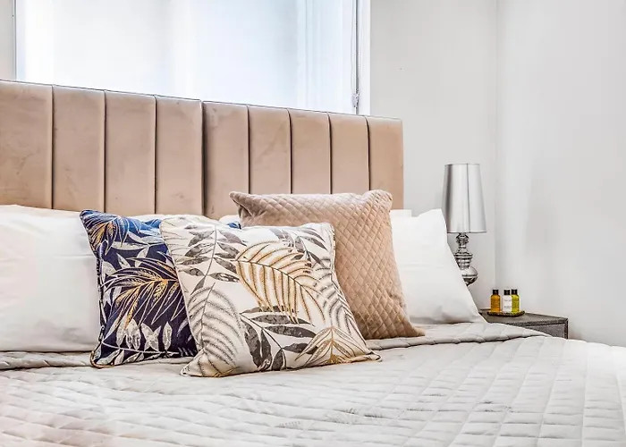 Kings Road Stylish Apartment In Chelsea